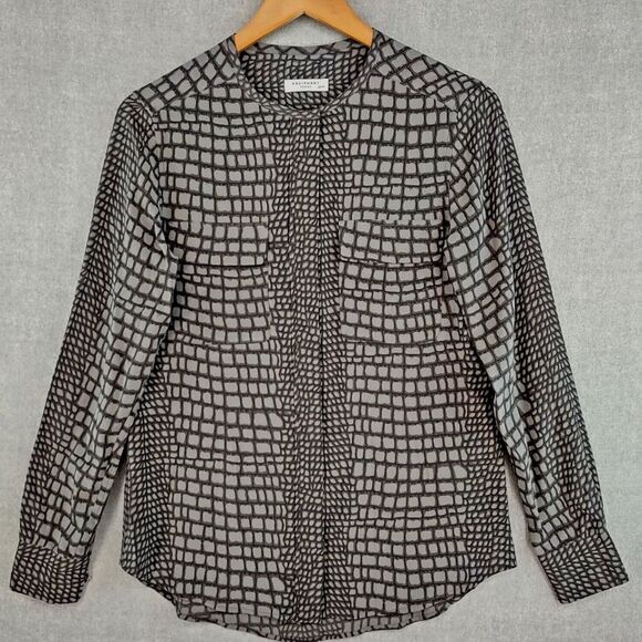 EUC Equipment Femme Geometric Crocodile Print Classic Silk Button Up Medium - Picture 1 of 3